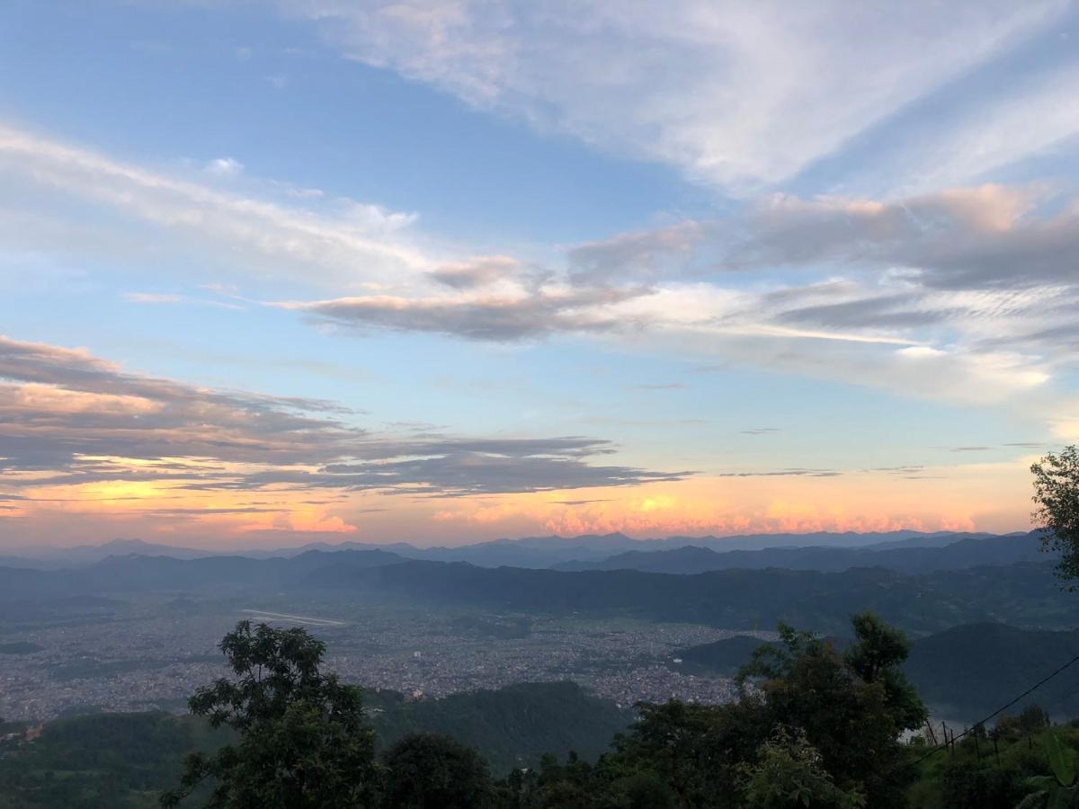 Superview Lodge Sarangkot Pokhara Bagian luar foto
