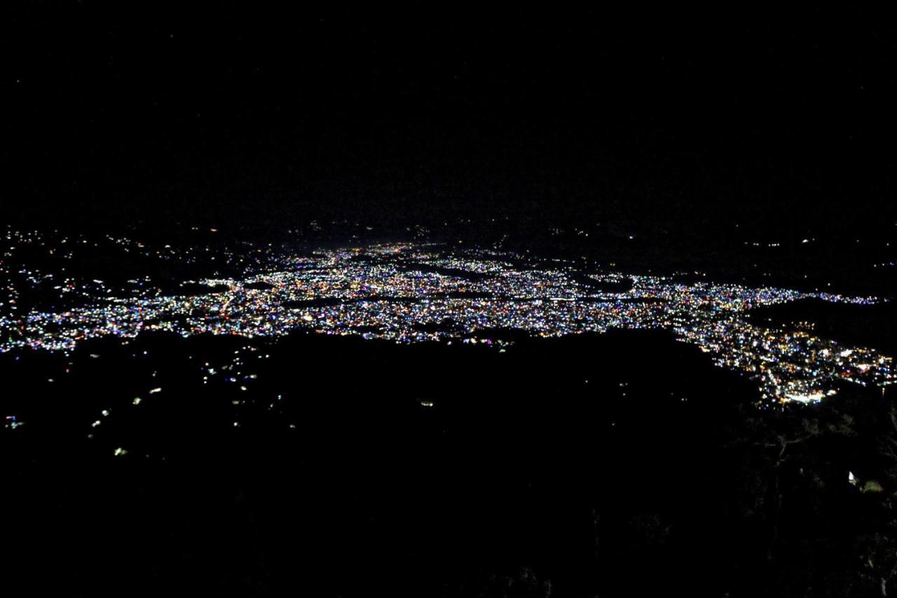 Superview Lodge Sarangkot Pokhara Bagian luar foto