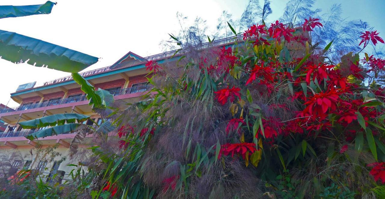 Superview Lodge Sarangkot Pokhara Bagian luar foto